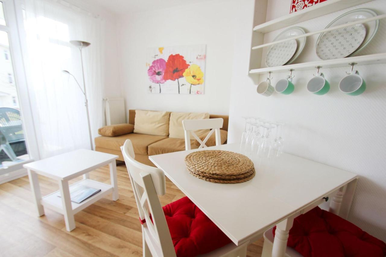 Meeresblick Residenzen FeWo 32, inklusive Sauna und Schwimmbadnutzung im AHOI Sellin Goehren  Exterior foto